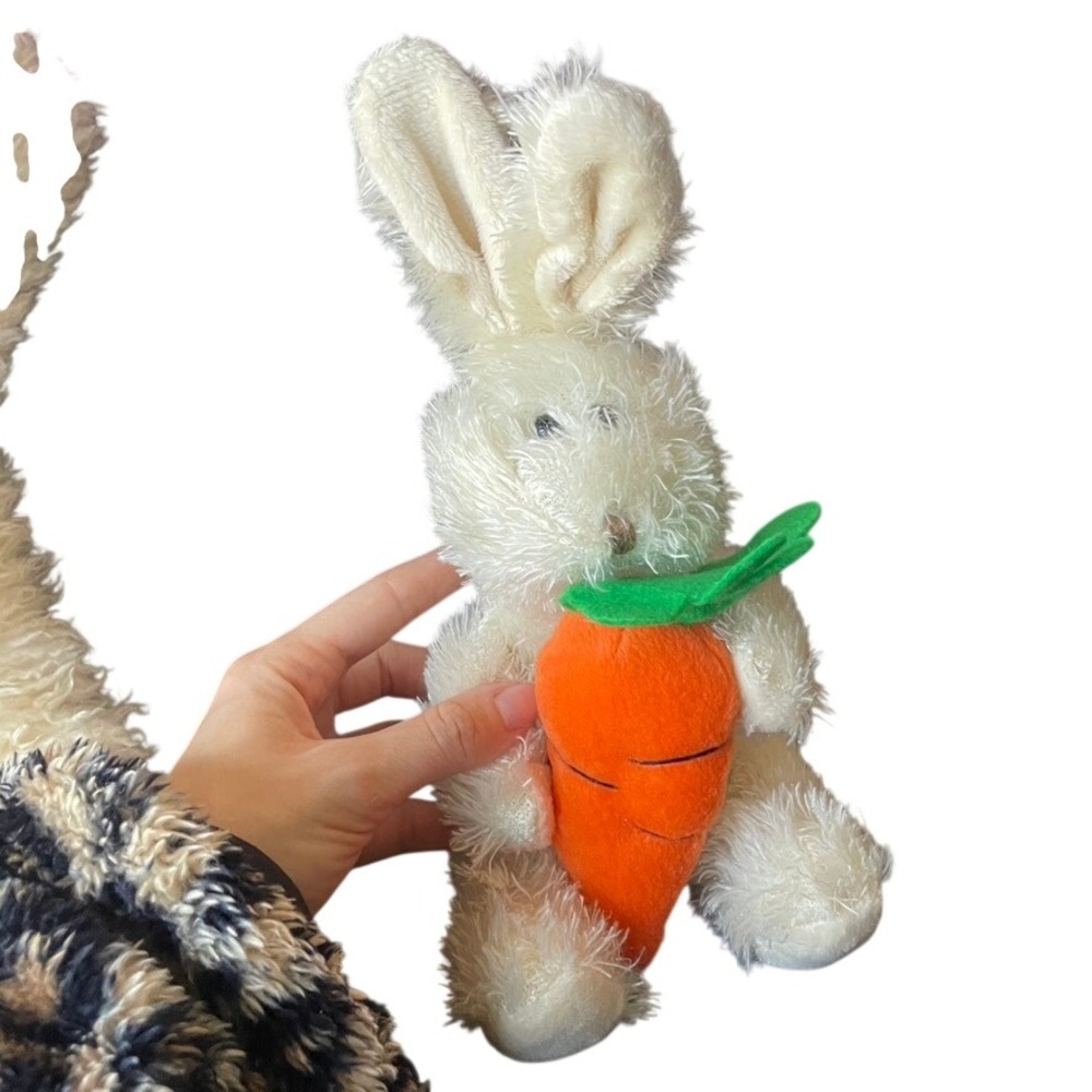 Vintage Style‎ Shaggy Cream White Bunny Rabbit Plush Stuffed Animal with Carrot